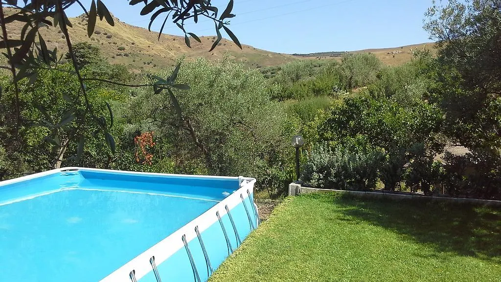 Hébergement de vacances Villa Oasi Delle Madonie à Scillato  Italie