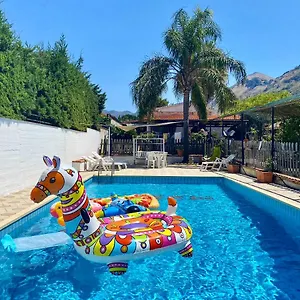 Casa Vacanza Fiori D'arancio Vakantiehuis
